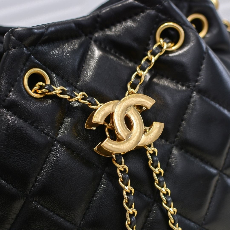Ch**el bucket bags